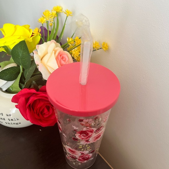 NWT SM&Co 20oz Tumbler with Straw, Floral Design - Picture 4 of 4